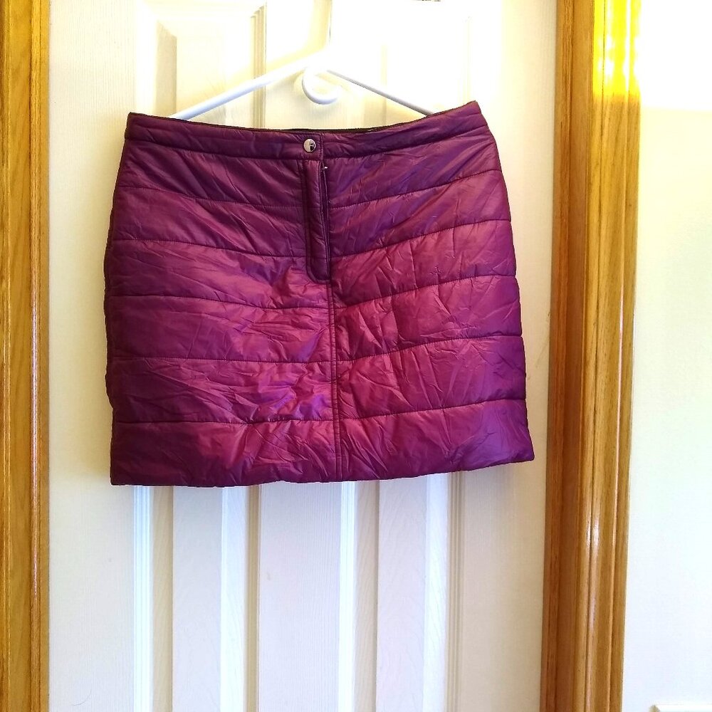 thermal quilted puffy winter miniskirt EUC